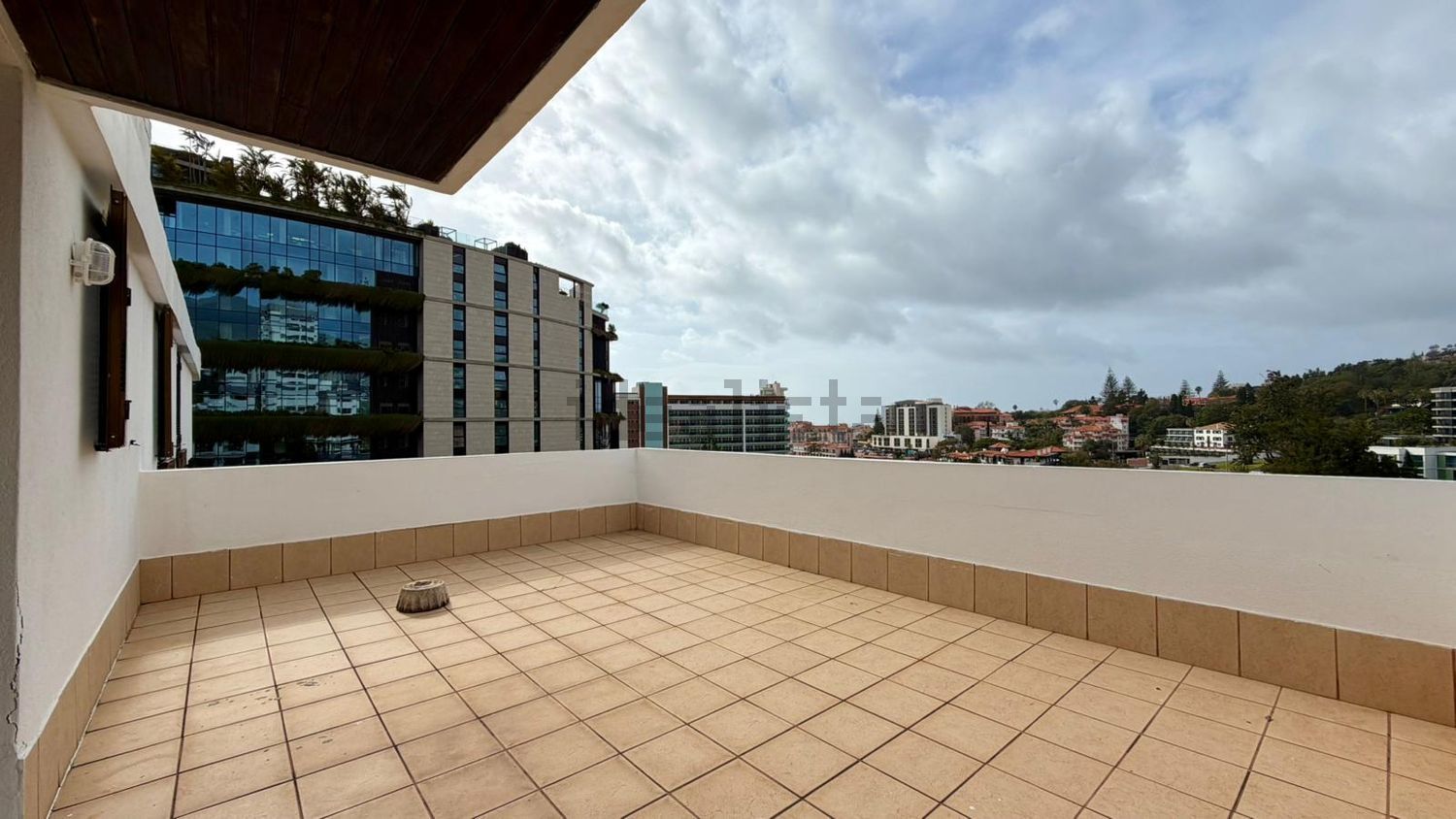 出租公寓 t2在Avenida do Infante, 62 - 阳台