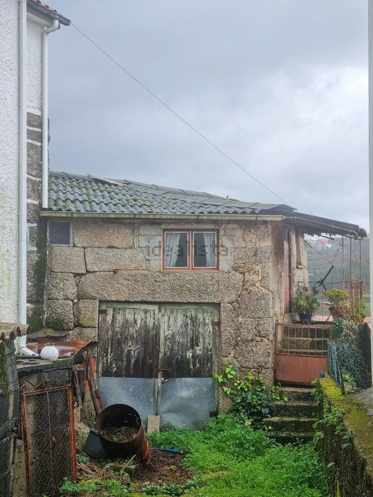 小楼房或别墅出售在Travessa Manuel Joaquim Ribeiro s/n - 外立面