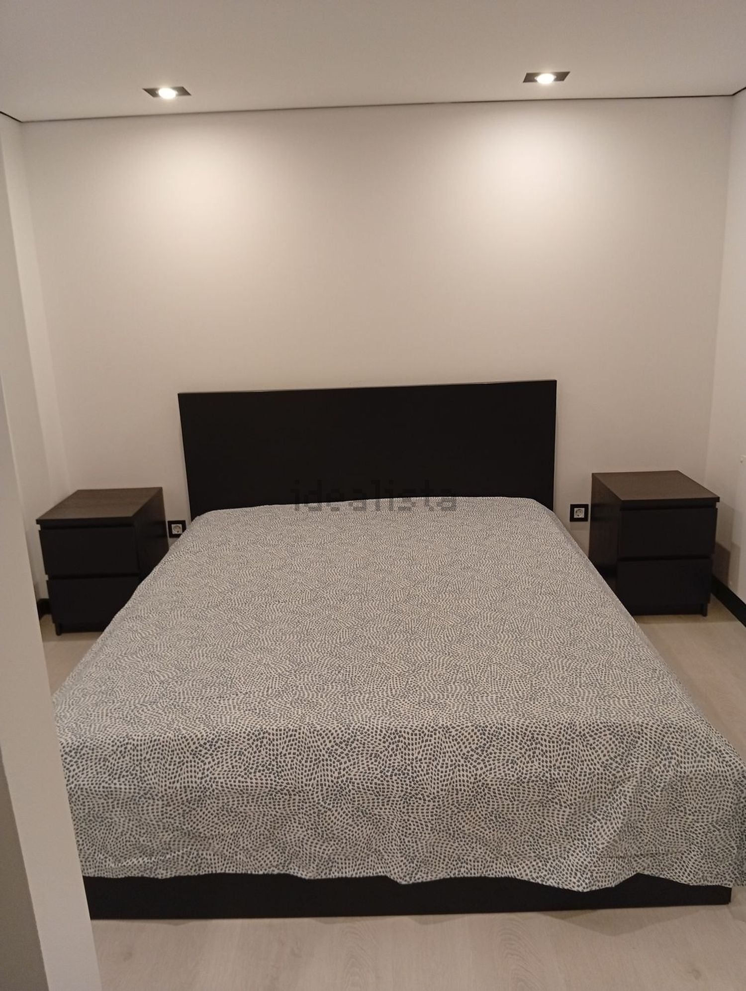 小楼房或独栋别墅出售在Rua Alcoice, 50 - 卧室