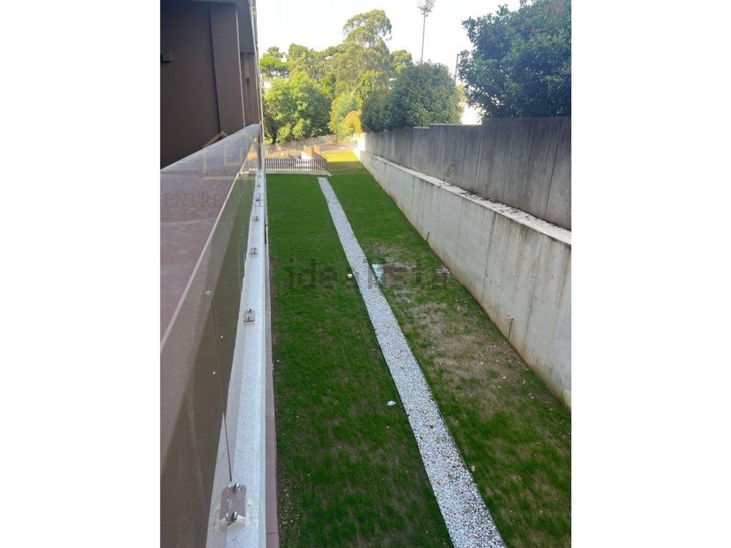出租公寓 t3在Avenida João Silva Pinto - 花园