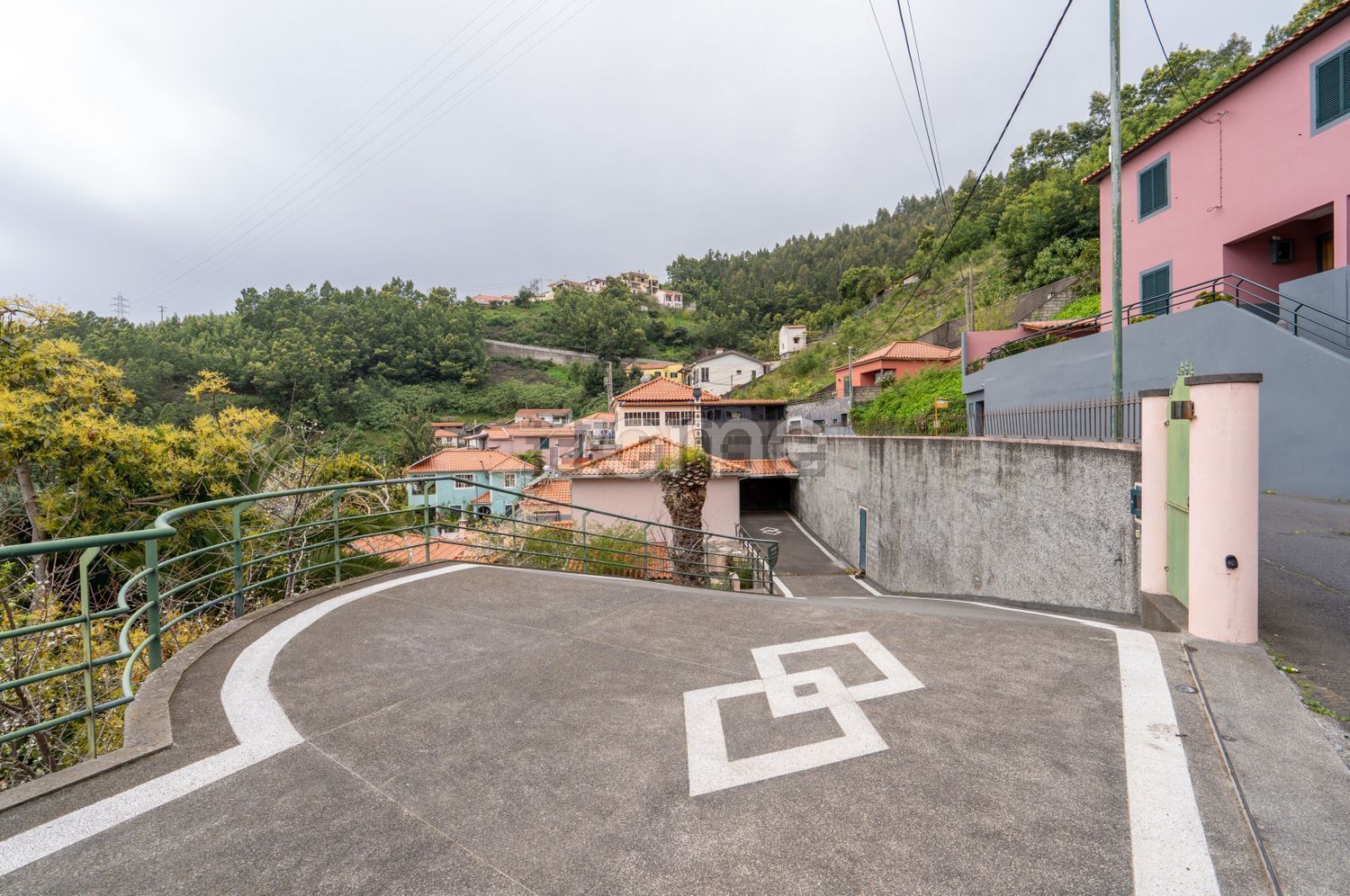 小楼房或独栋别墅出售在Caminho do Cabeço dos Lombos, 27 - 照片