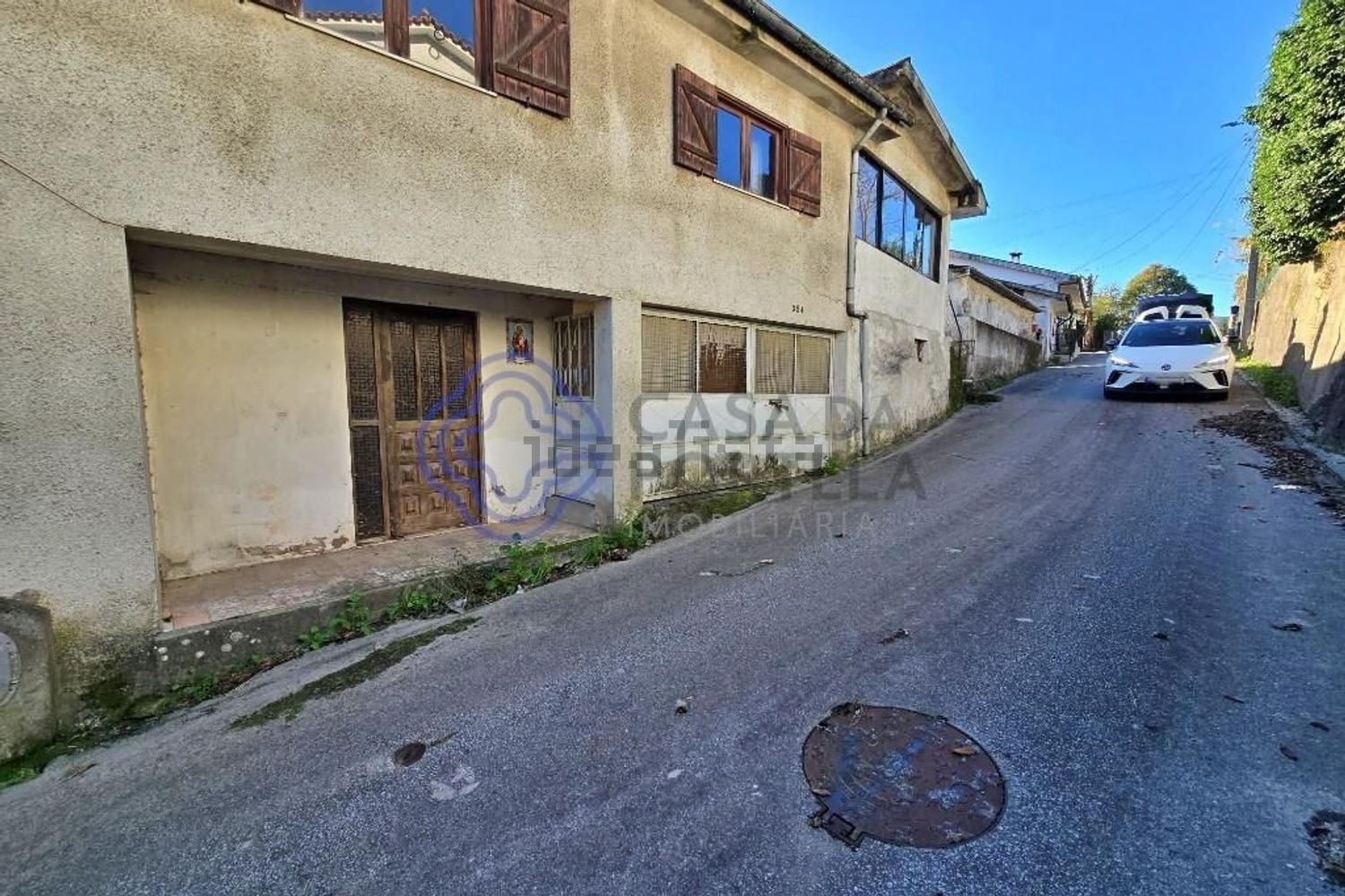 小楼房或别墅出售在Ronfe - 外立面