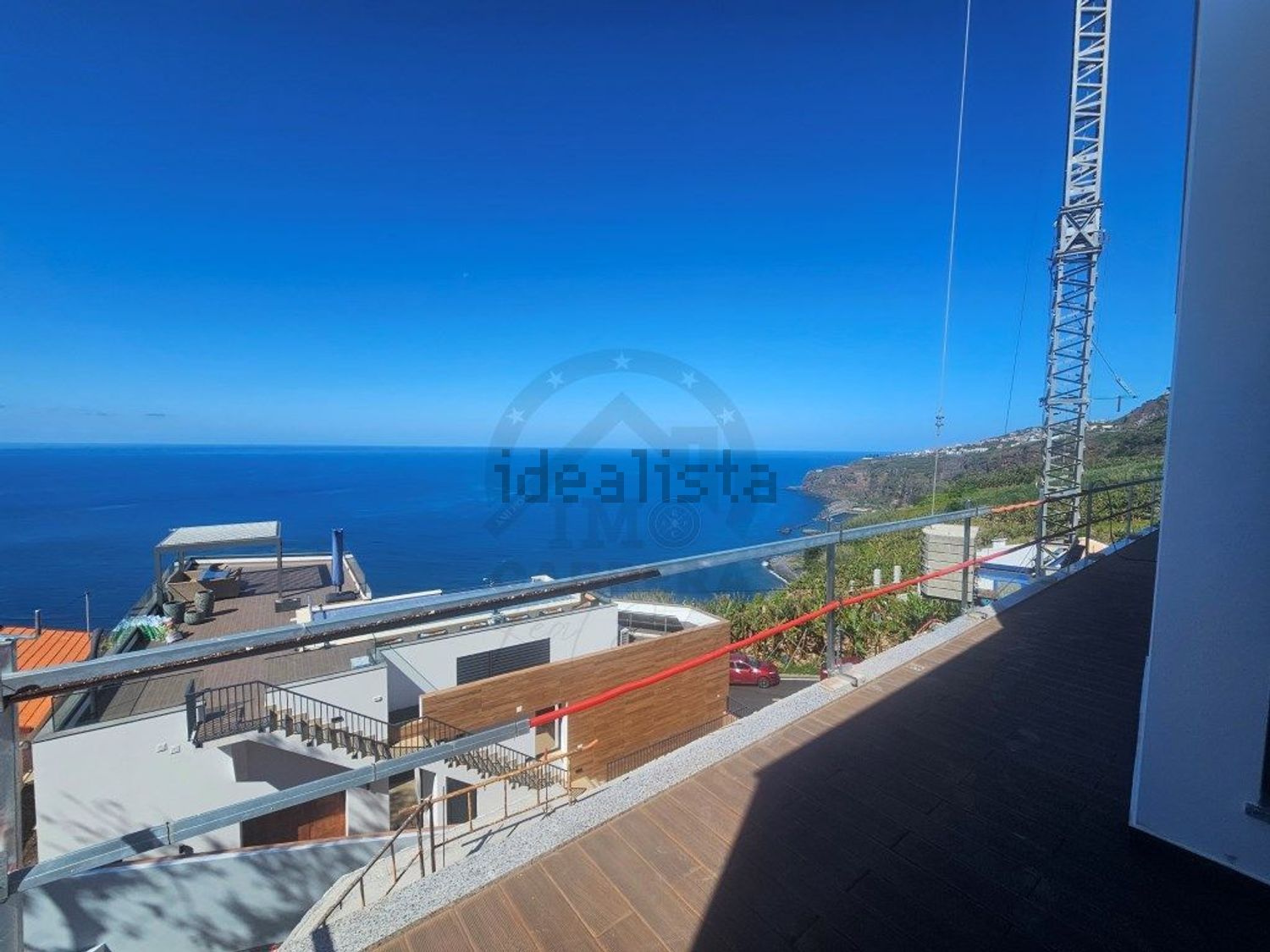 小楼房或独栋别墅出售在Ribeira Brava - 视线
