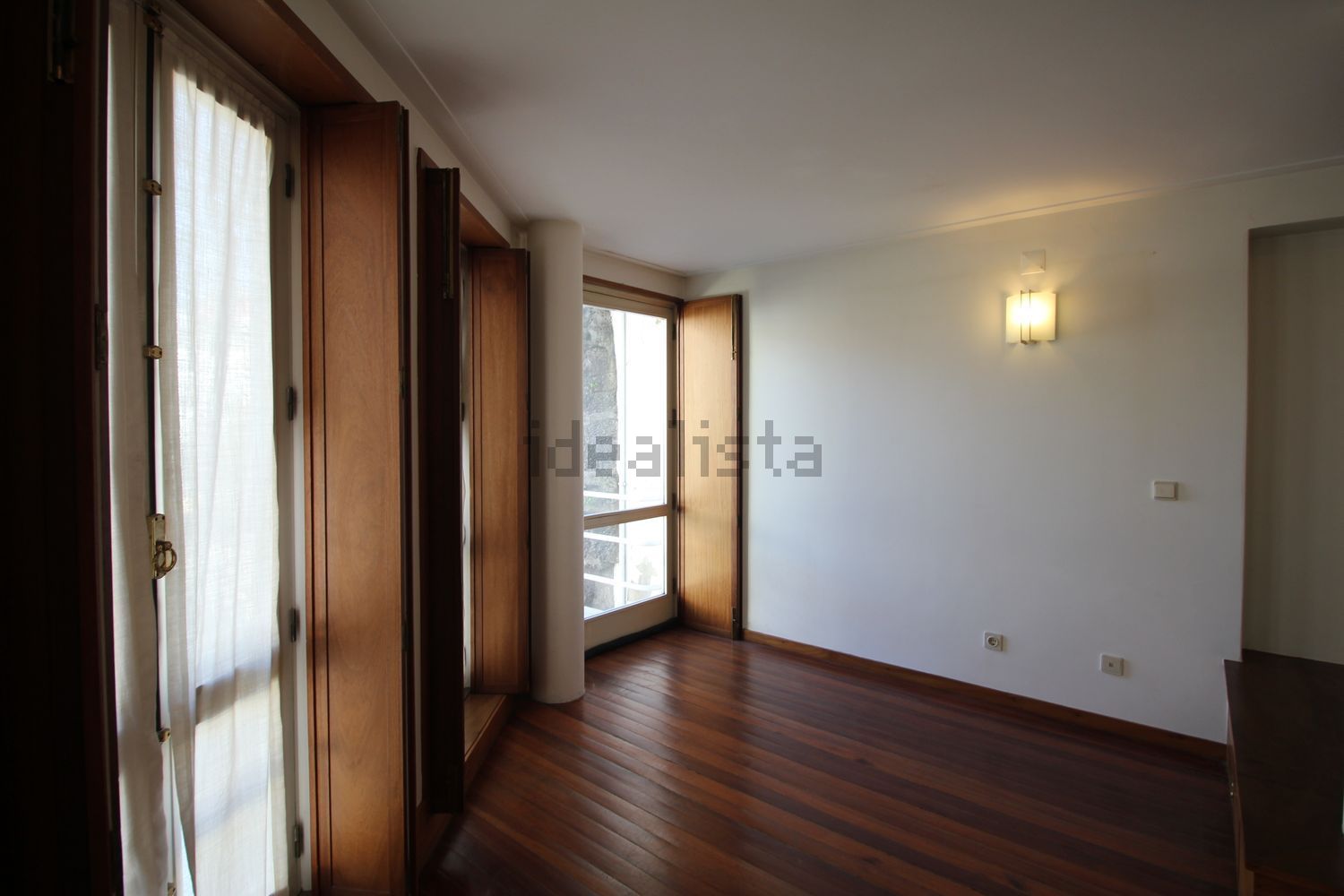 出租复式公寓在Rua de Santo André - 餐厅
