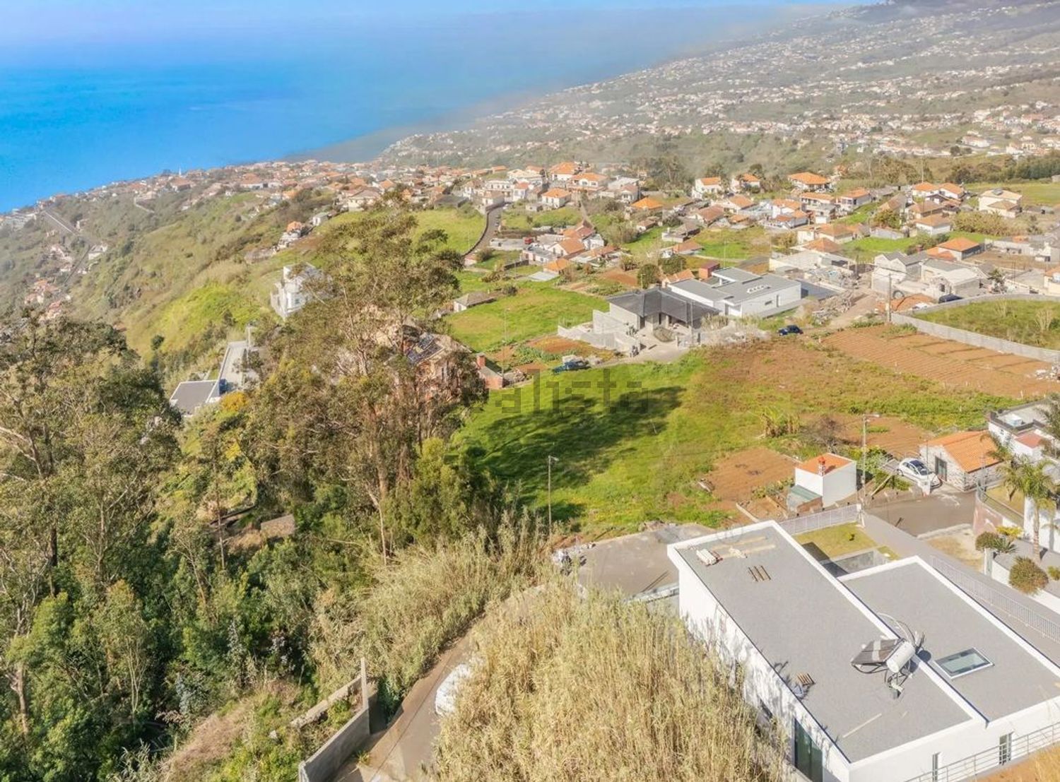 小楼房或独栋别墅出售在Arco da Calheta - 视线
