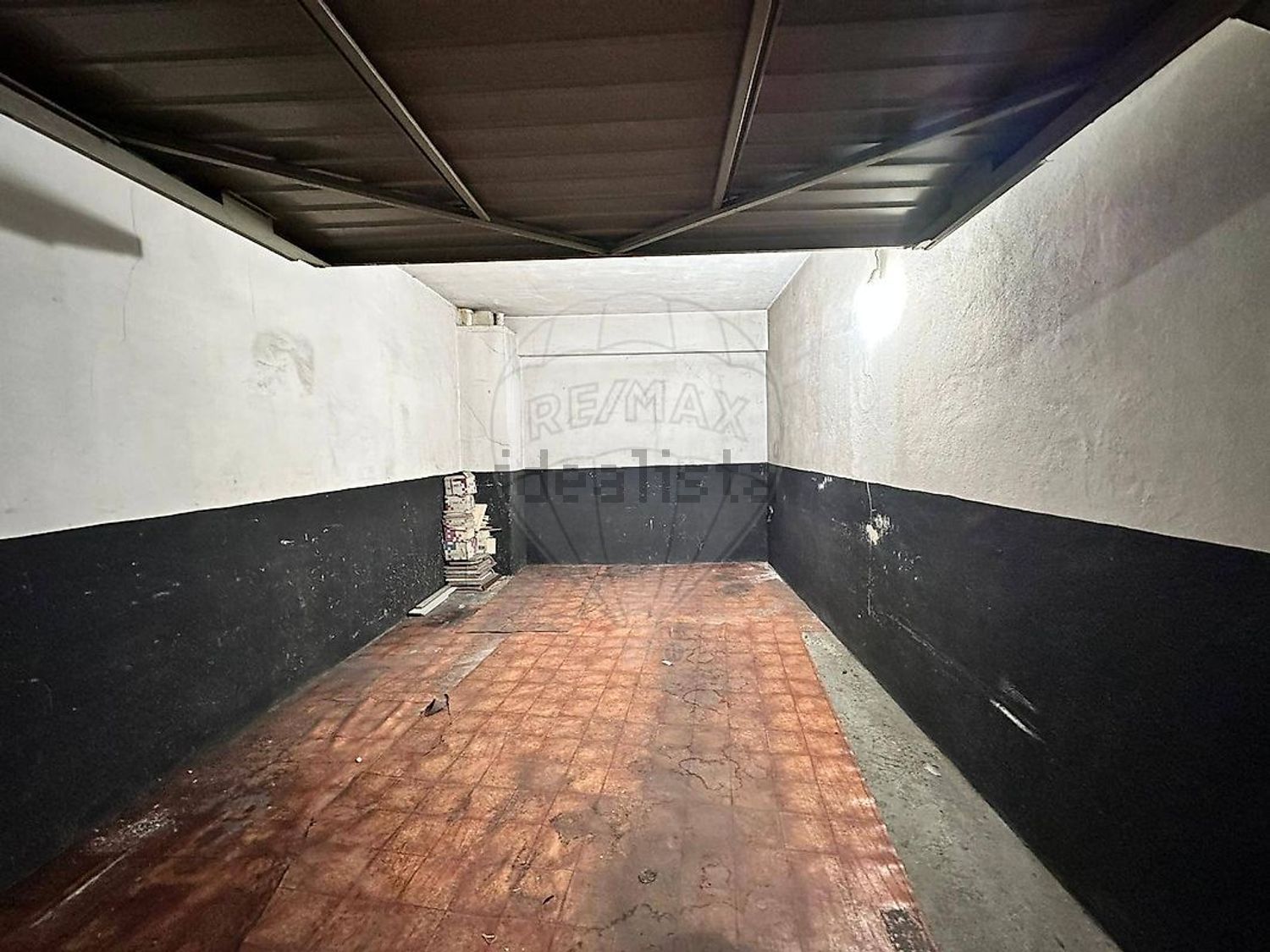 出租公寓 t3在Rua Moura Coutinho - 停车位