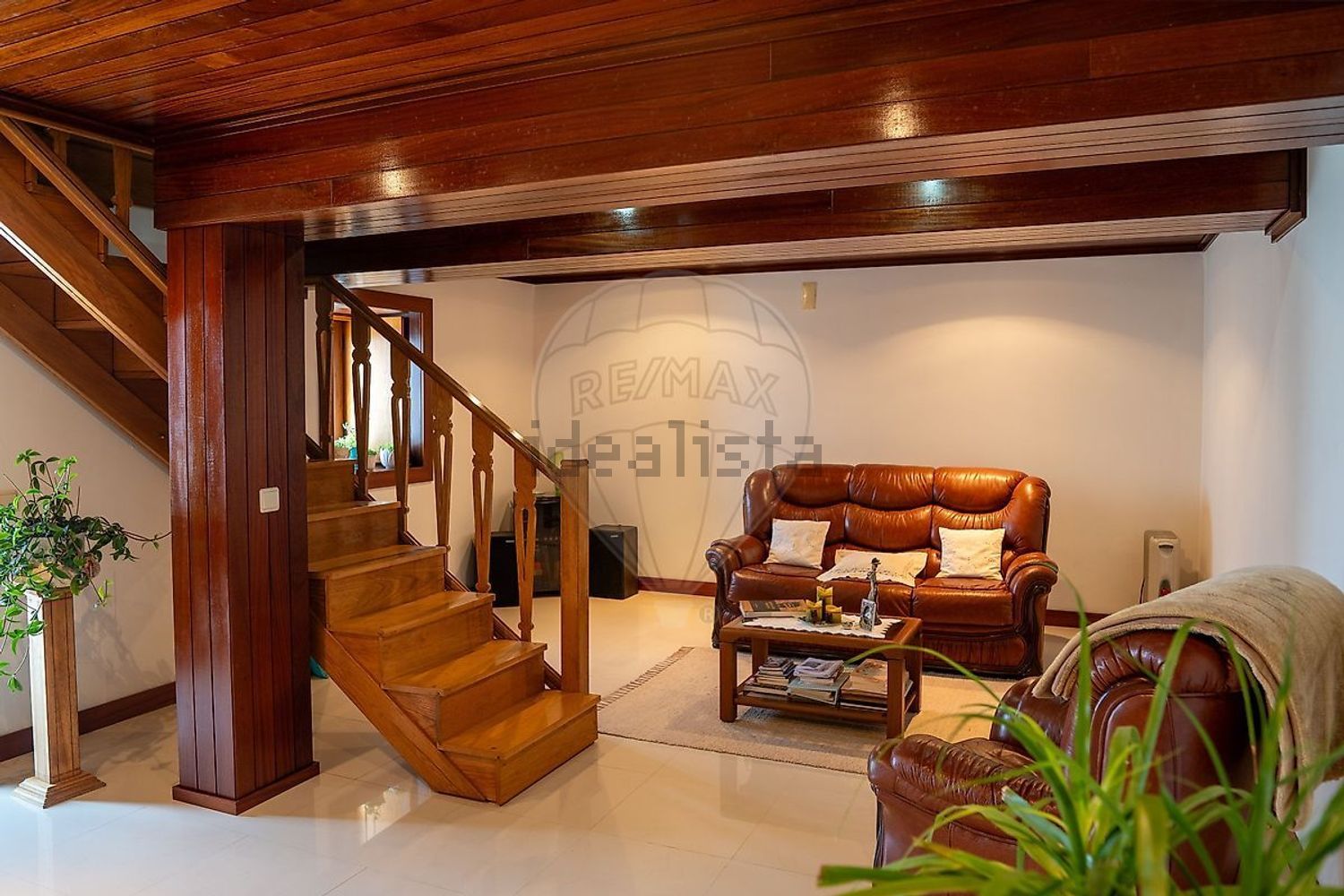 小楼房或独栋别墅出售在Rua de Além, Carrazedo - 客厅