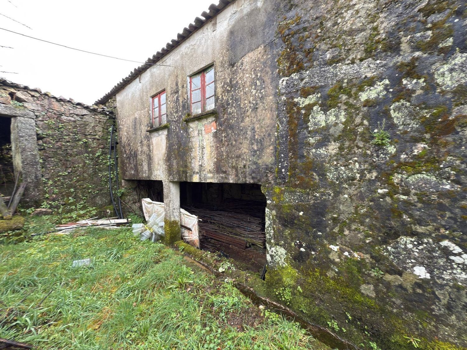 小楼房或独栋别墅出售在Ribeira do Neiva - 外立面