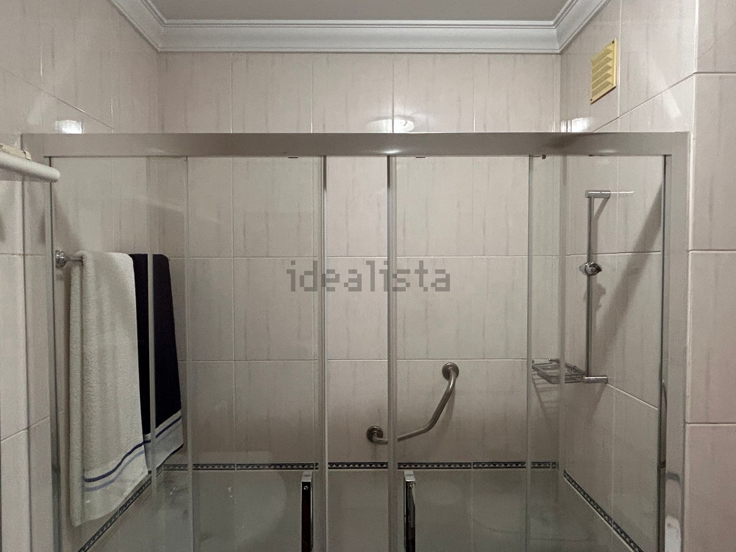 出租公寓 t3在Rua Custódio Vilas Boas, 47 - 卫生间