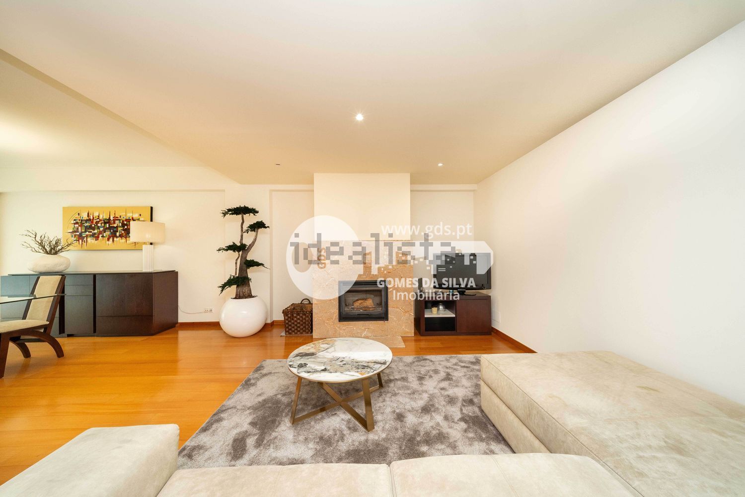 公寓 t3出售在Rua Maria de Sousa - 客厅