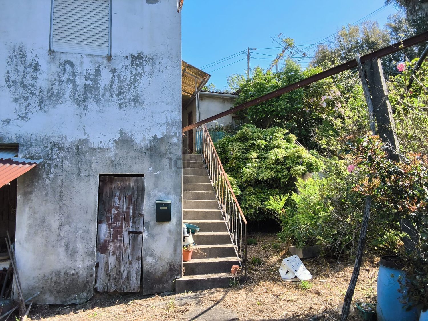 小楼房或独栋别墅出售在Rua dos Telefones, 121 - 酒窖