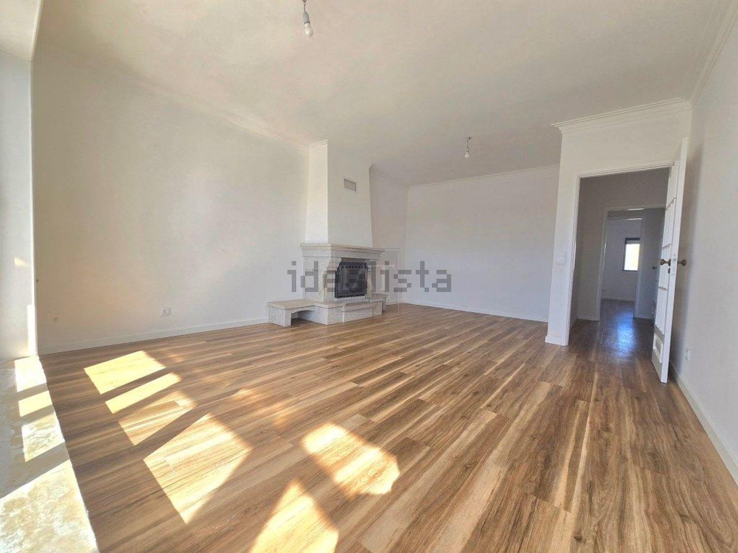 出租公寓 t2在Rua 27 de Maio, 101 B4 - 客厅
