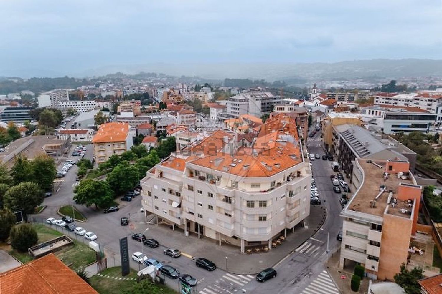 复式公寓出售在Rua Costa Guimarães, 97 - 照片