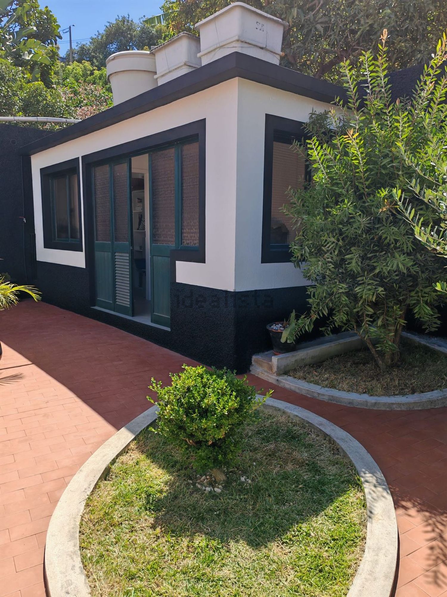 小楼房或独栋别墅出售在Rua De São Fernando - 外立面