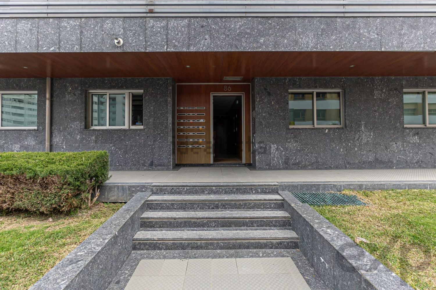 公寓 t3出售在 Areosa - Fernão de Magalhães - 外立面