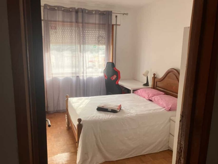 出租房间在Travessa Fonte de Contumil, 274