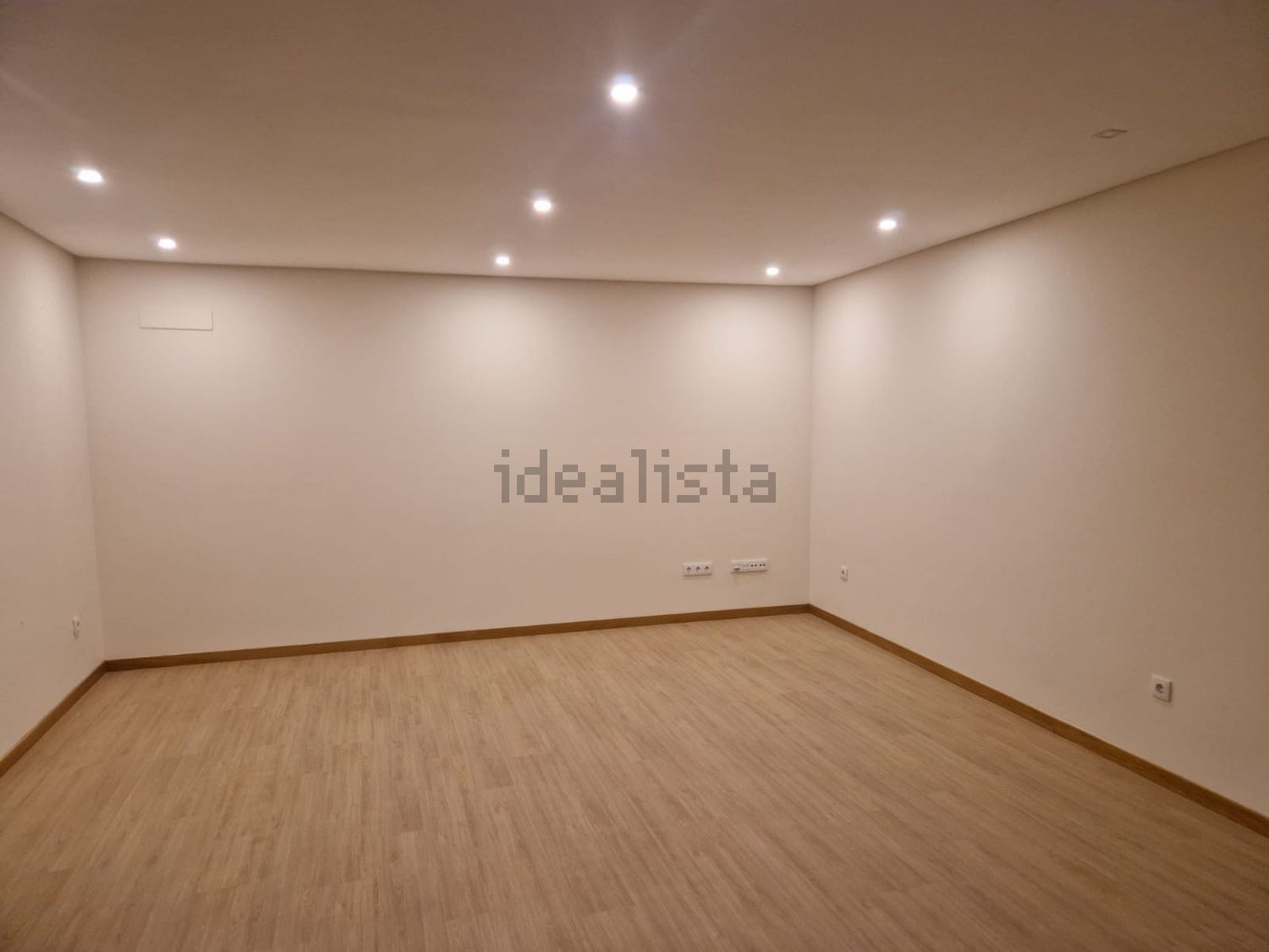 出租公寓 t2在Rua Doutor António Vale, 533 - 居住