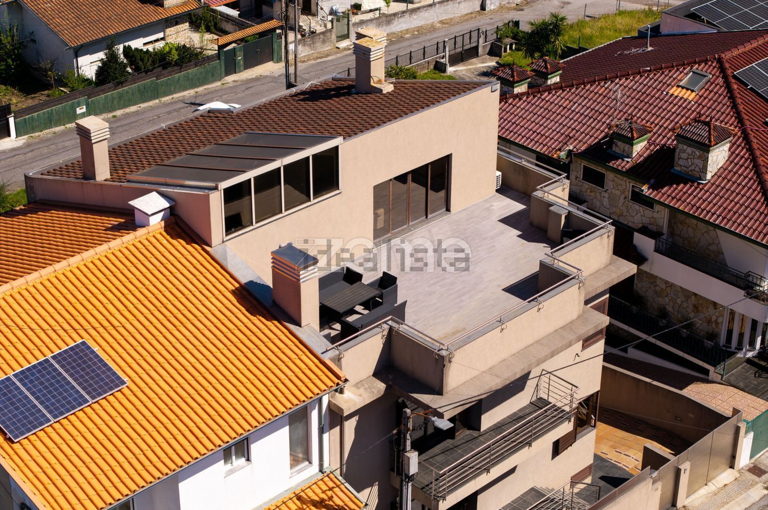 双拼别墅出售在Travessa de Santo António, 70 - 平面图