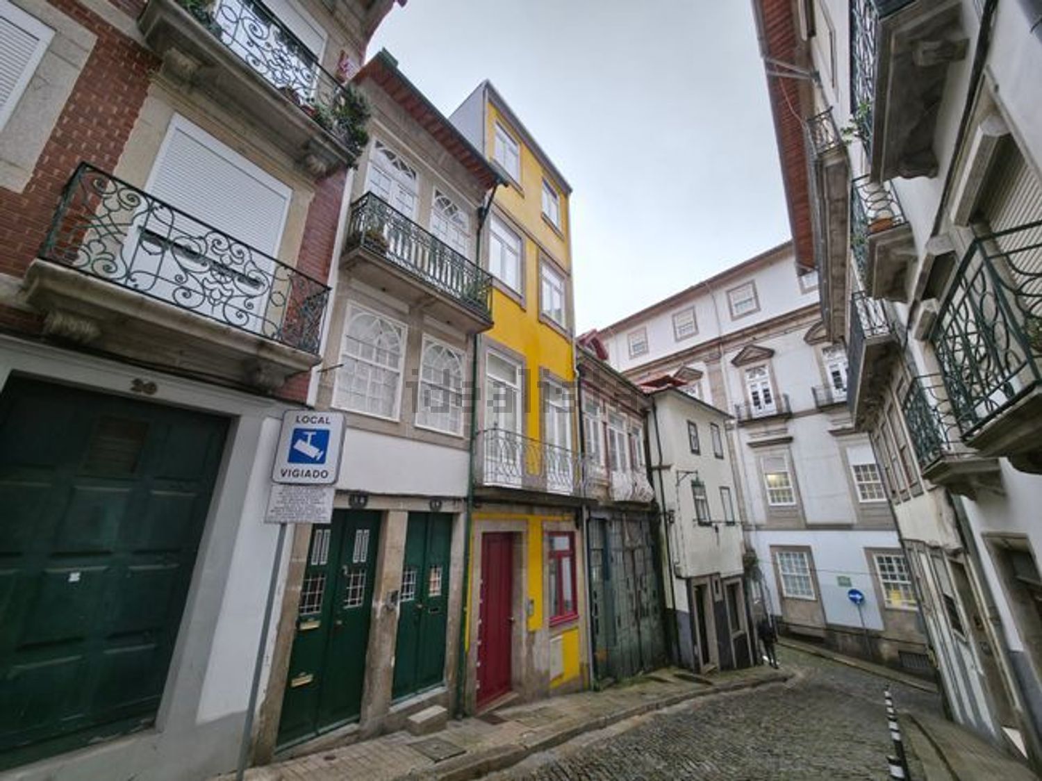 顶层公寓出售在Rua de São João Novo s/n - 视线