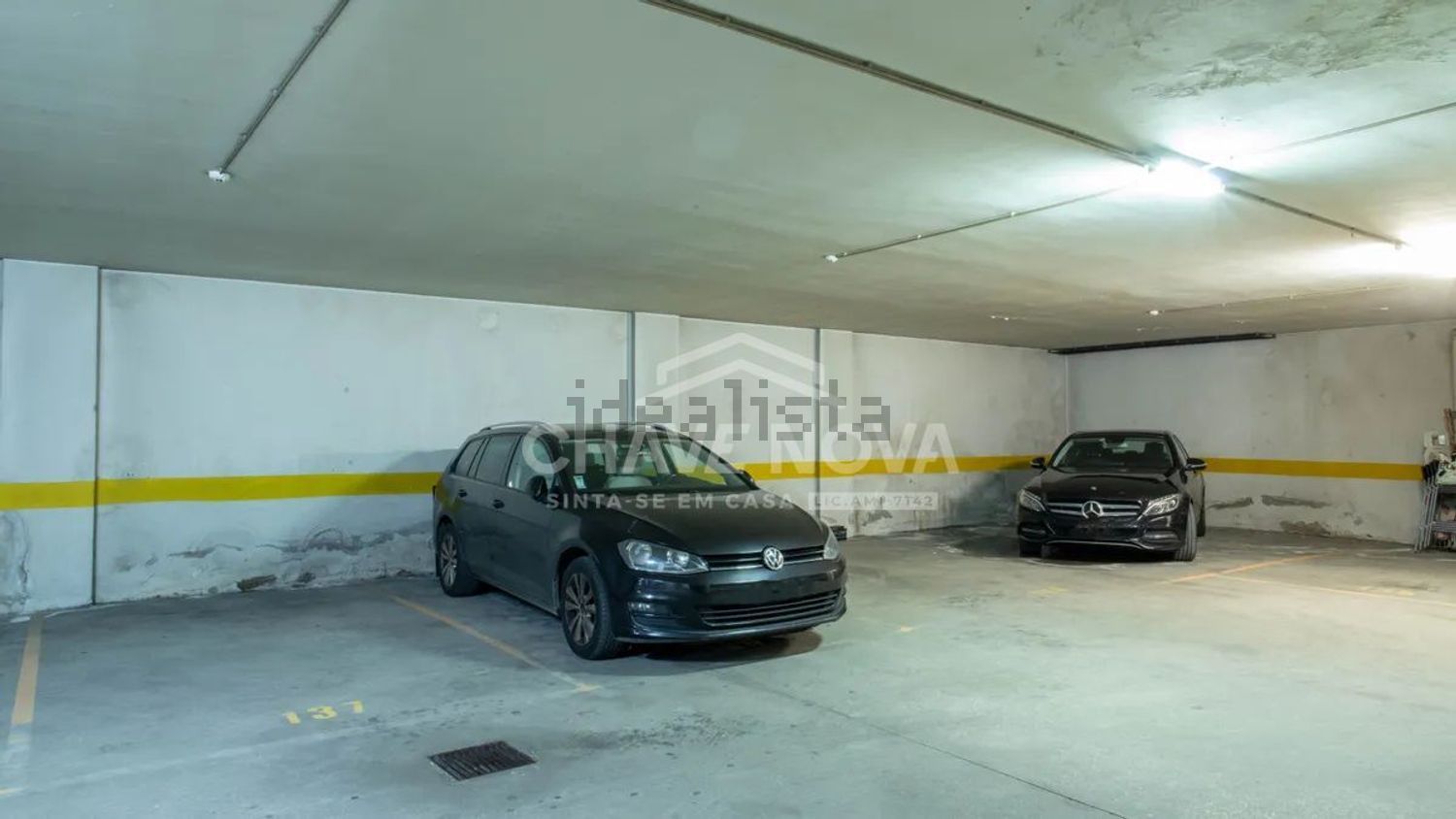 公寓 t2出售在Rua da Bélgica - 停车位