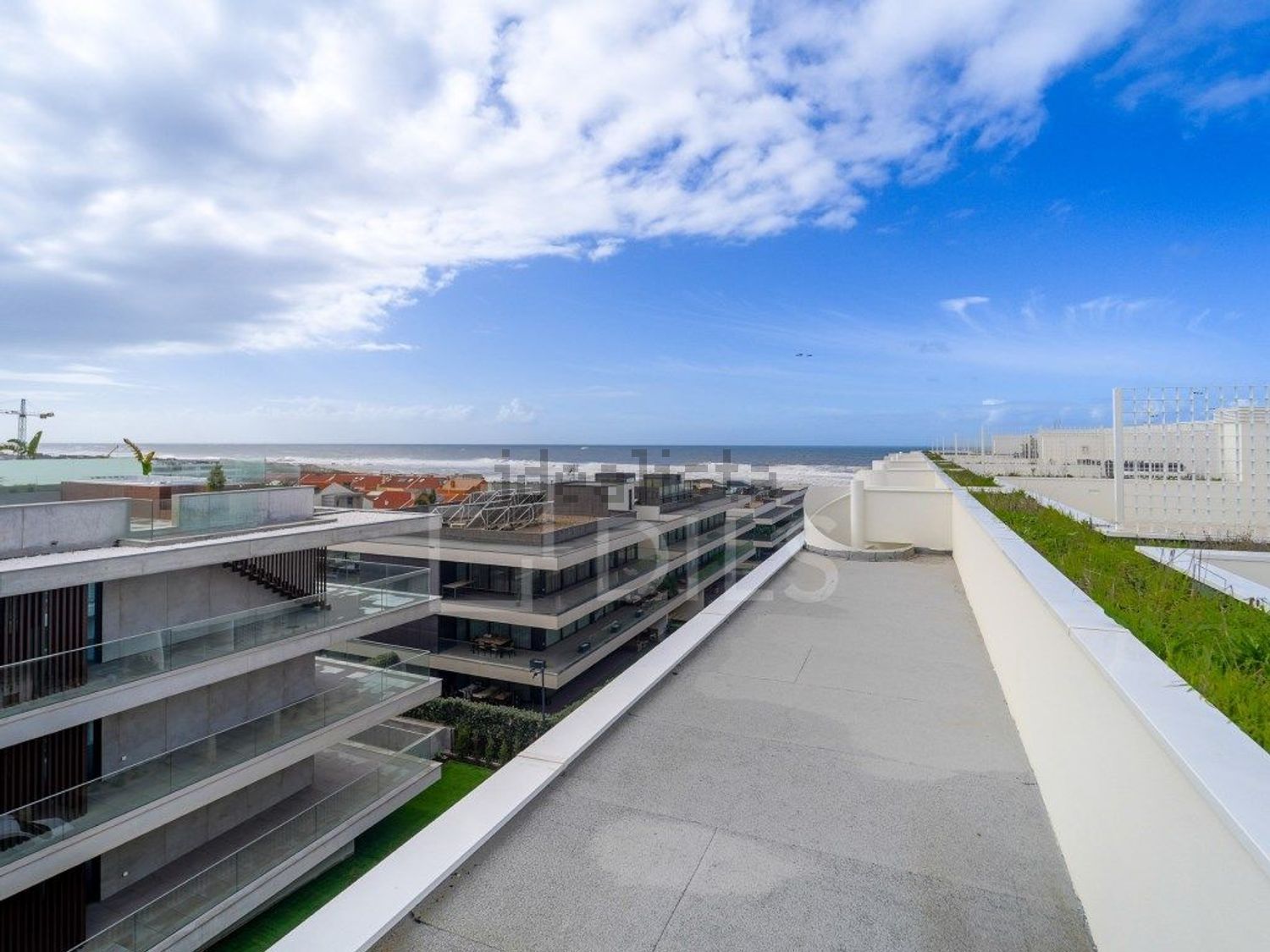 出租公寓 t2在Avenida da Beira-Mar, 3321 - 阳台