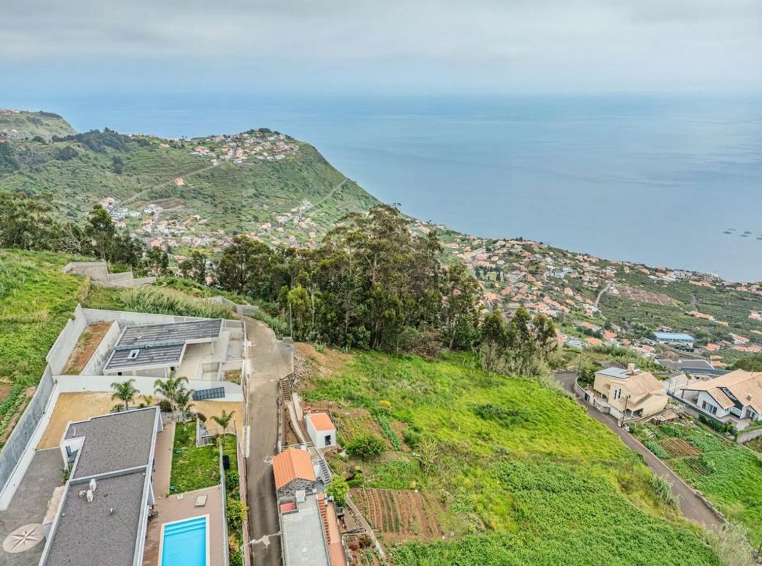 小楼房或独栋别墅出售在Arco da Calheta - 视线