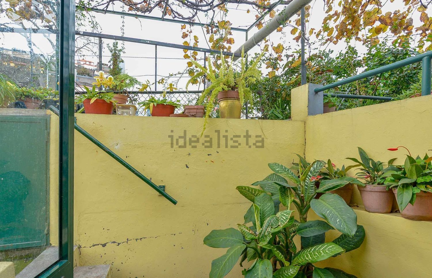 小楼房或独栋别墅出售在Estrada Doutor João Abel de Freitas, 43 - 花园