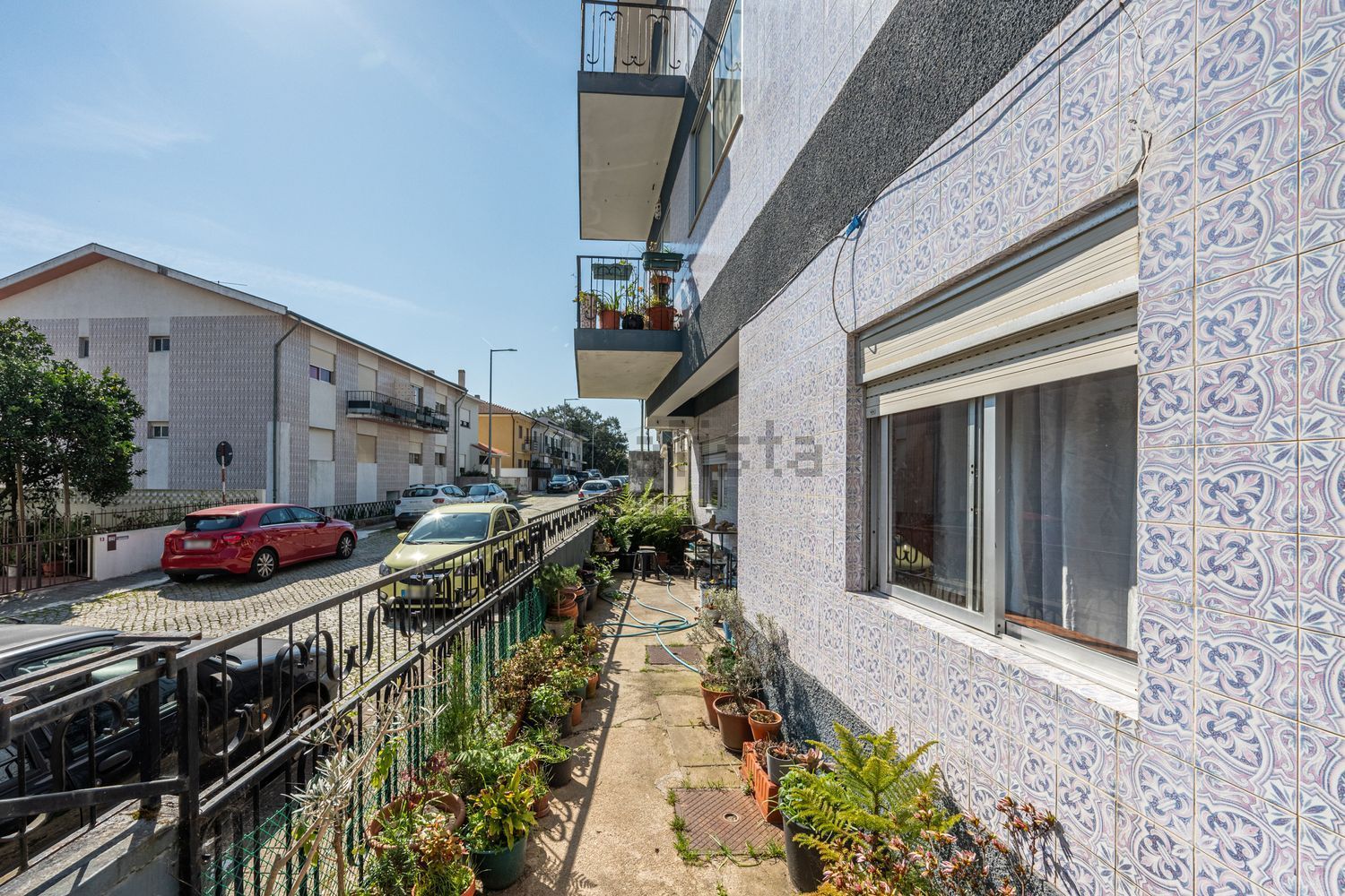 小楼房出售在Rua Doutor Américo Jazelino Dias Costa s/n - 阳台