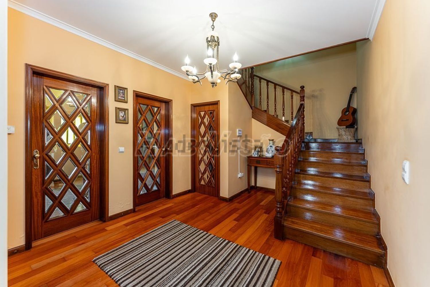 小楼房或别墅出售在Alfena - 照片