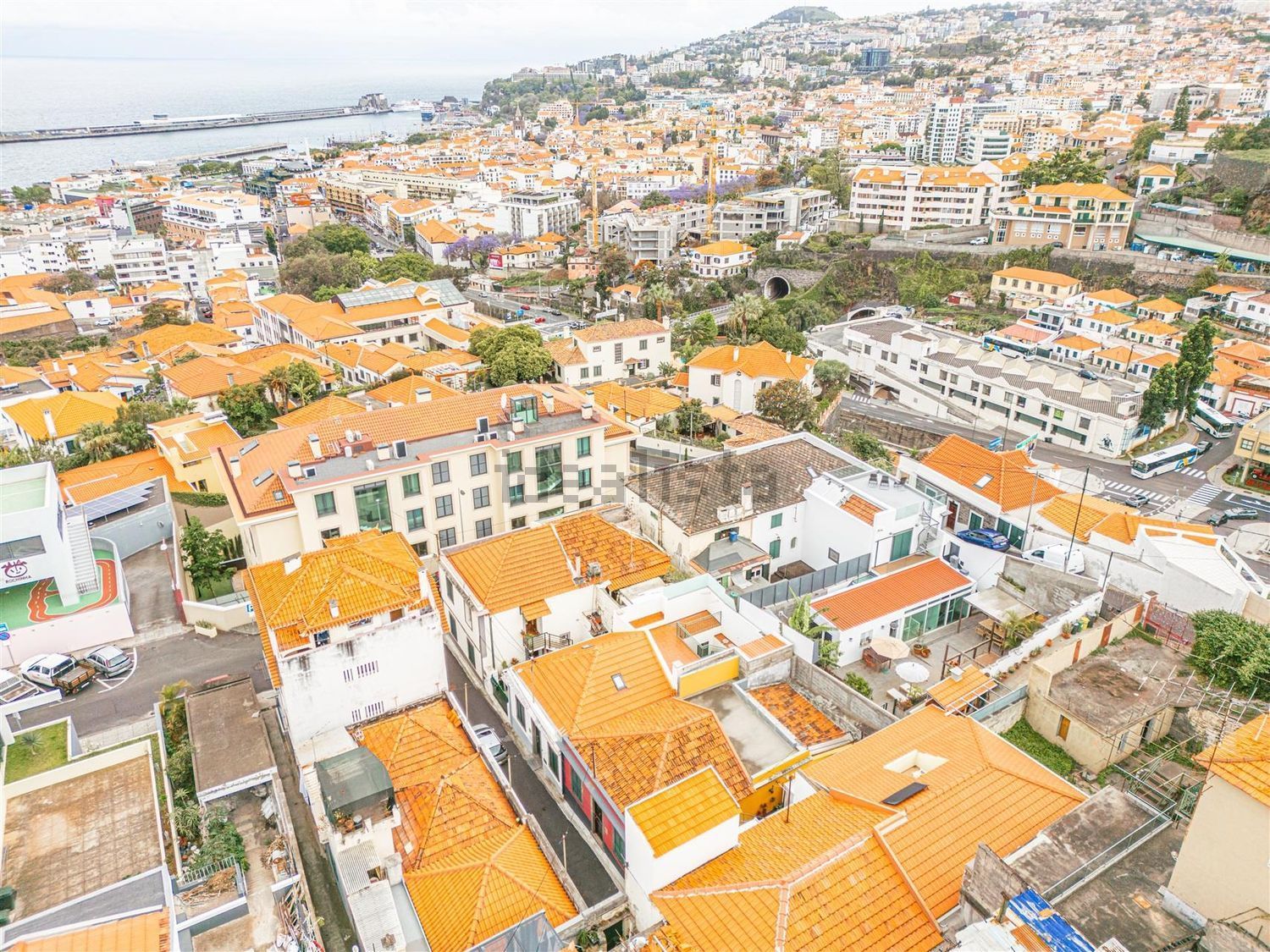 小楼房或独栋别墅出售在Rua Doutor Pestana Júnior, 13 - 照片