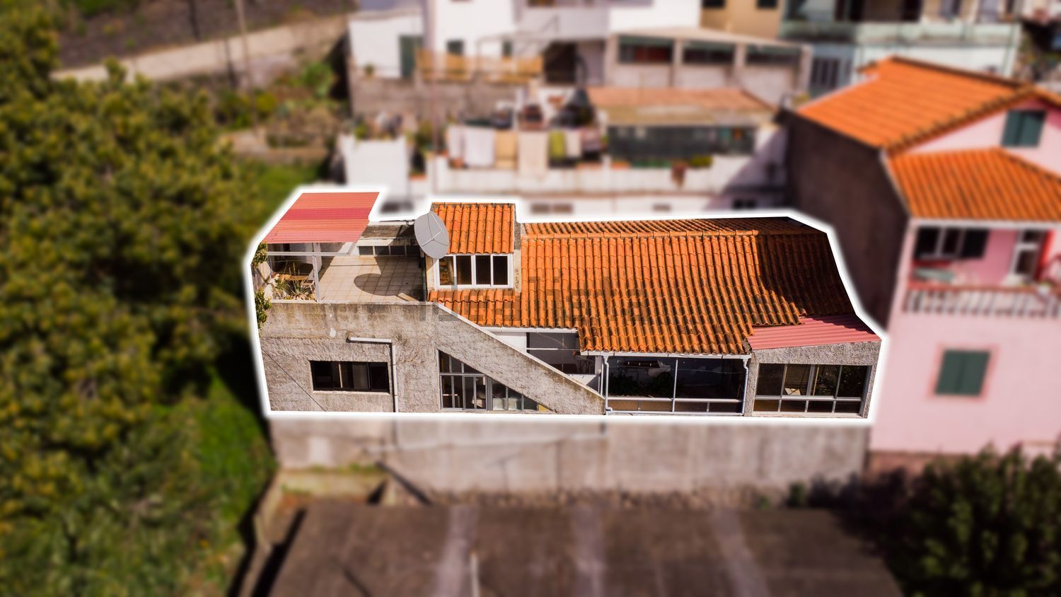 小楼房或独栋别墅出售在Caminho da Casa Velha - 外立面