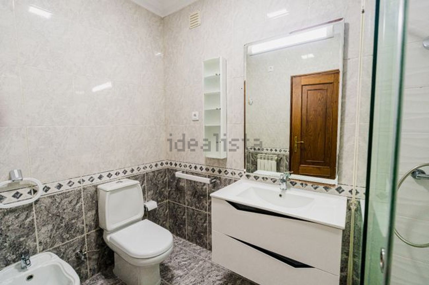 出租公寓 t3在Avenida de França, 1195 - 卫生间