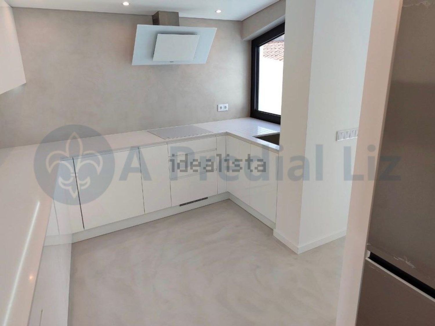 小楼房或独栋别墅出售在Rua Faval - 照片