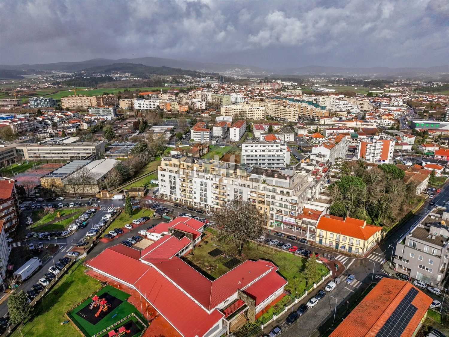 公寓 t3出售在Rua Arquitecto Borges Vinagre, 282 - 游泳池