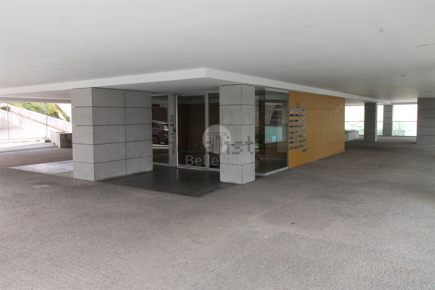 出租公寓 t2在Alameda das Antas, 691 - 停车位
