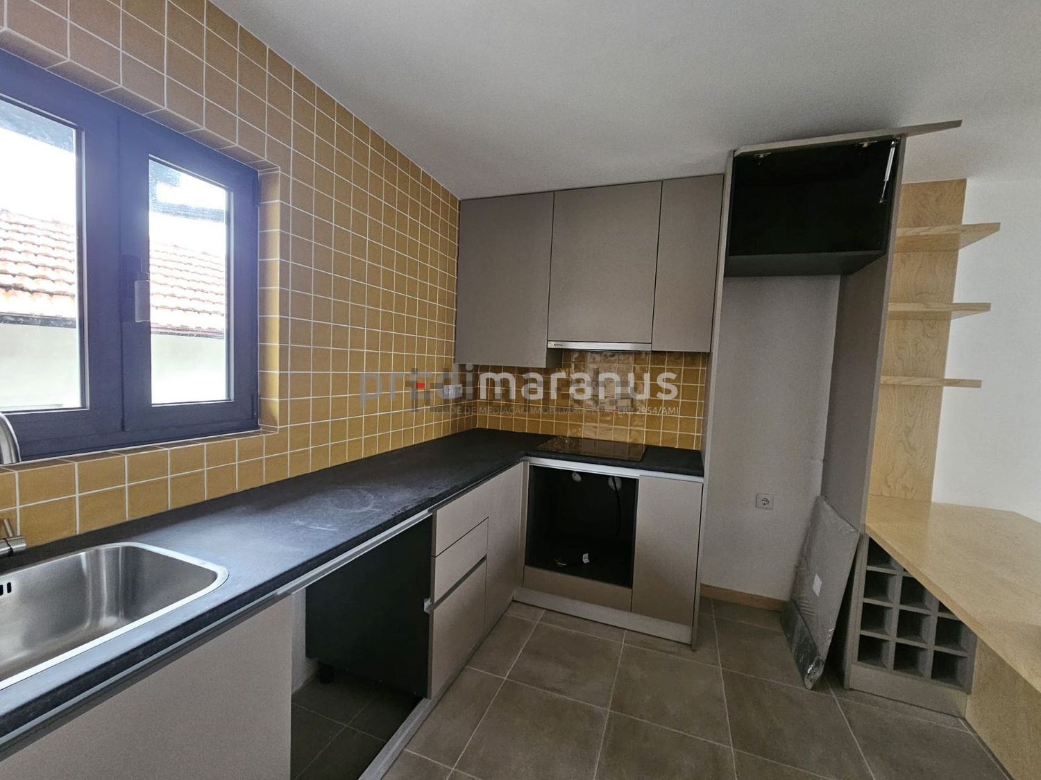 出租公寓 t2在Rua da Barreira - 厨房