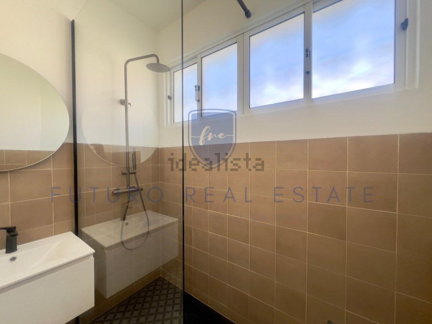 出租小楼房或独栋别墅在Santa Maria Maior - 卫生间