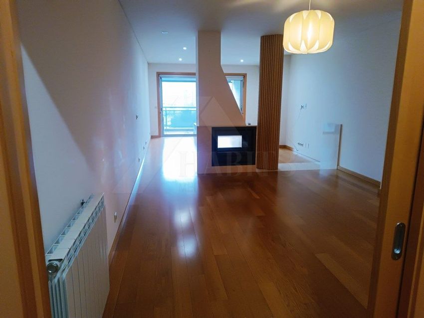 出租公寓 t3在Rua António Cândido Pinto