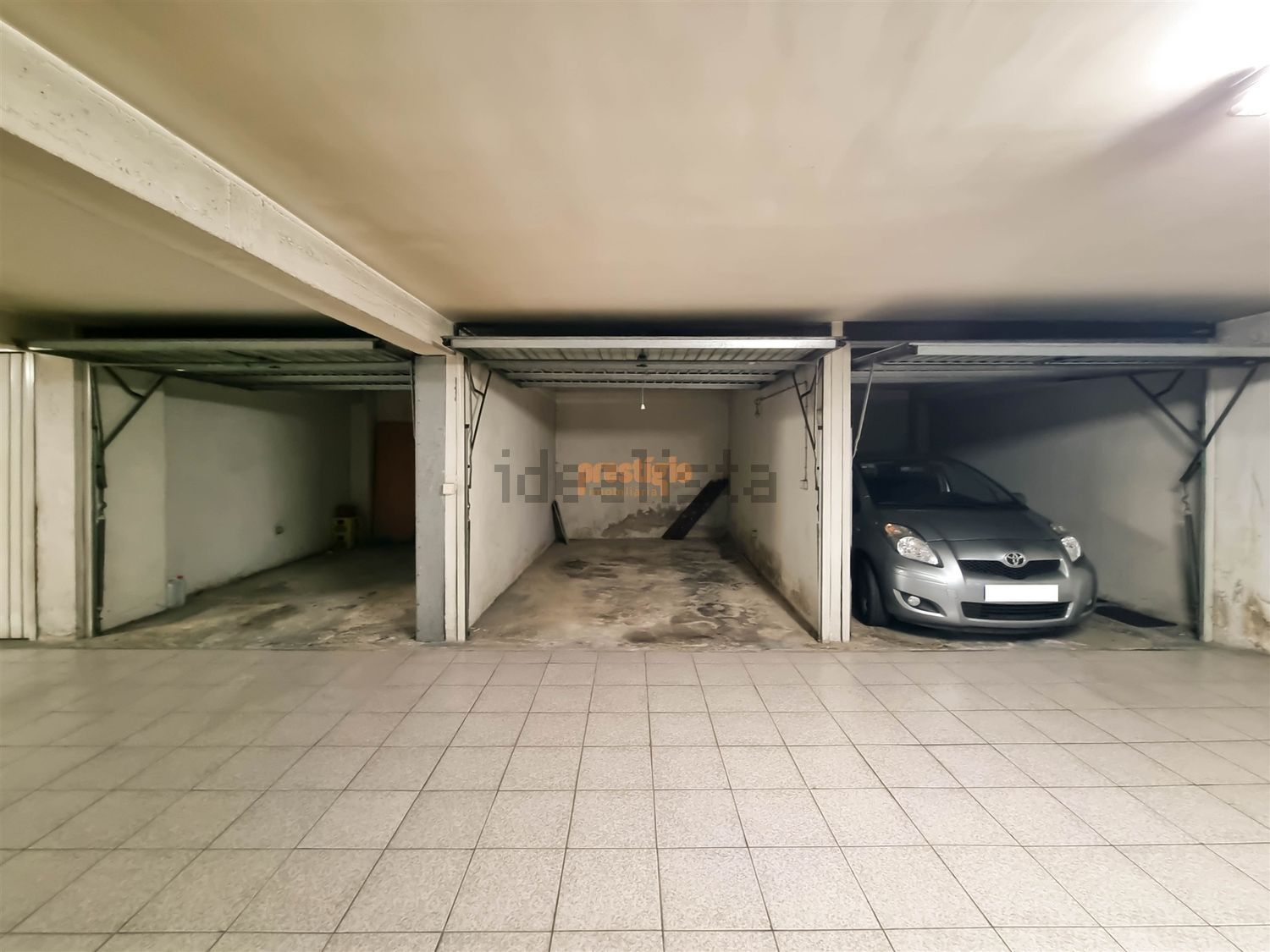 出租公寓 t2在Rua Custódio Vilas Boas, 26 - 停车位