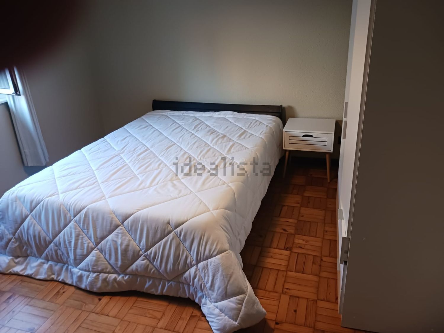 出租房间在Avenida Conde de Margaride, 245 - 卧室