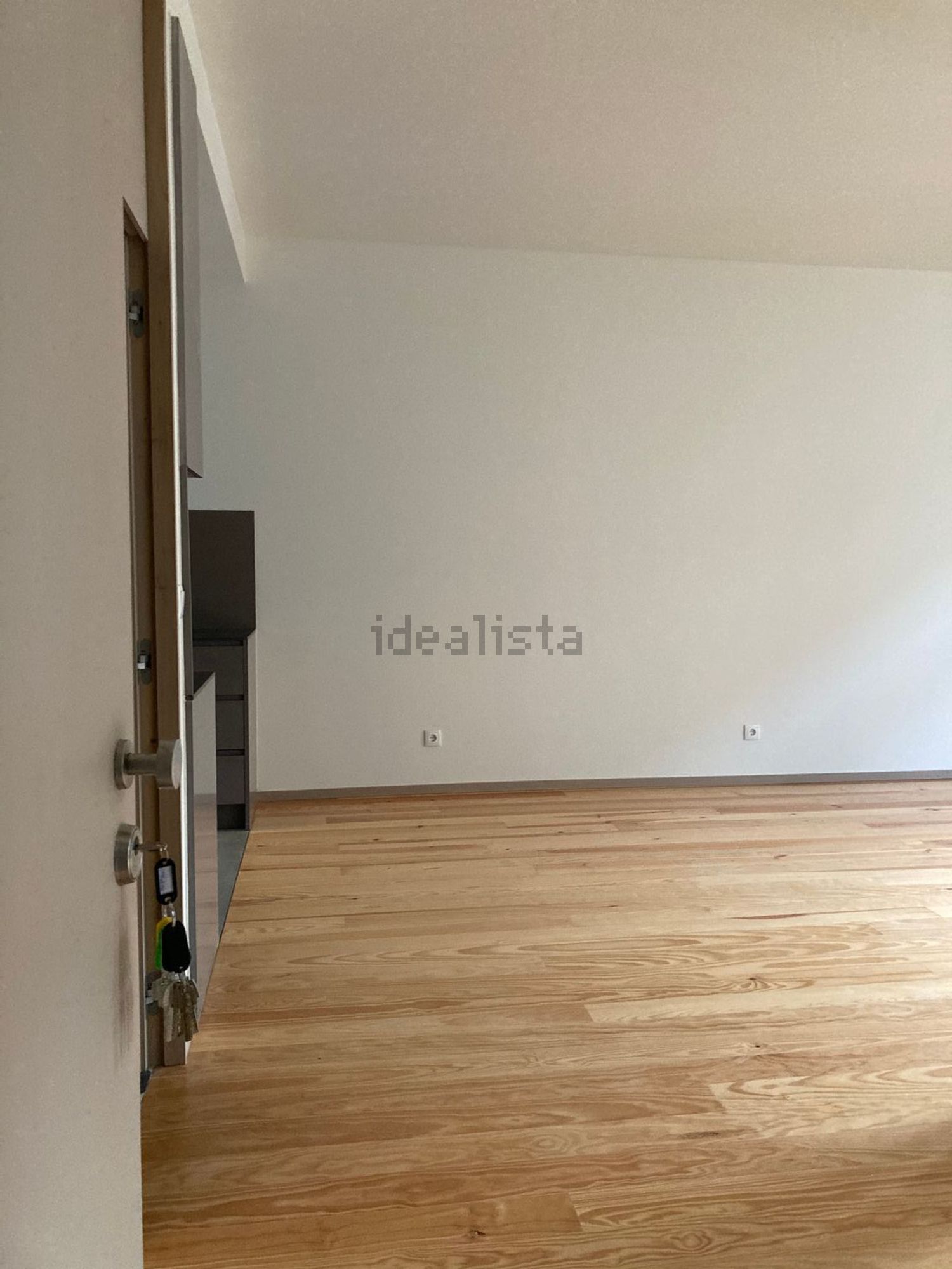 出租t0（单人公寓）在Rua de José Falcão, 150 - 居住