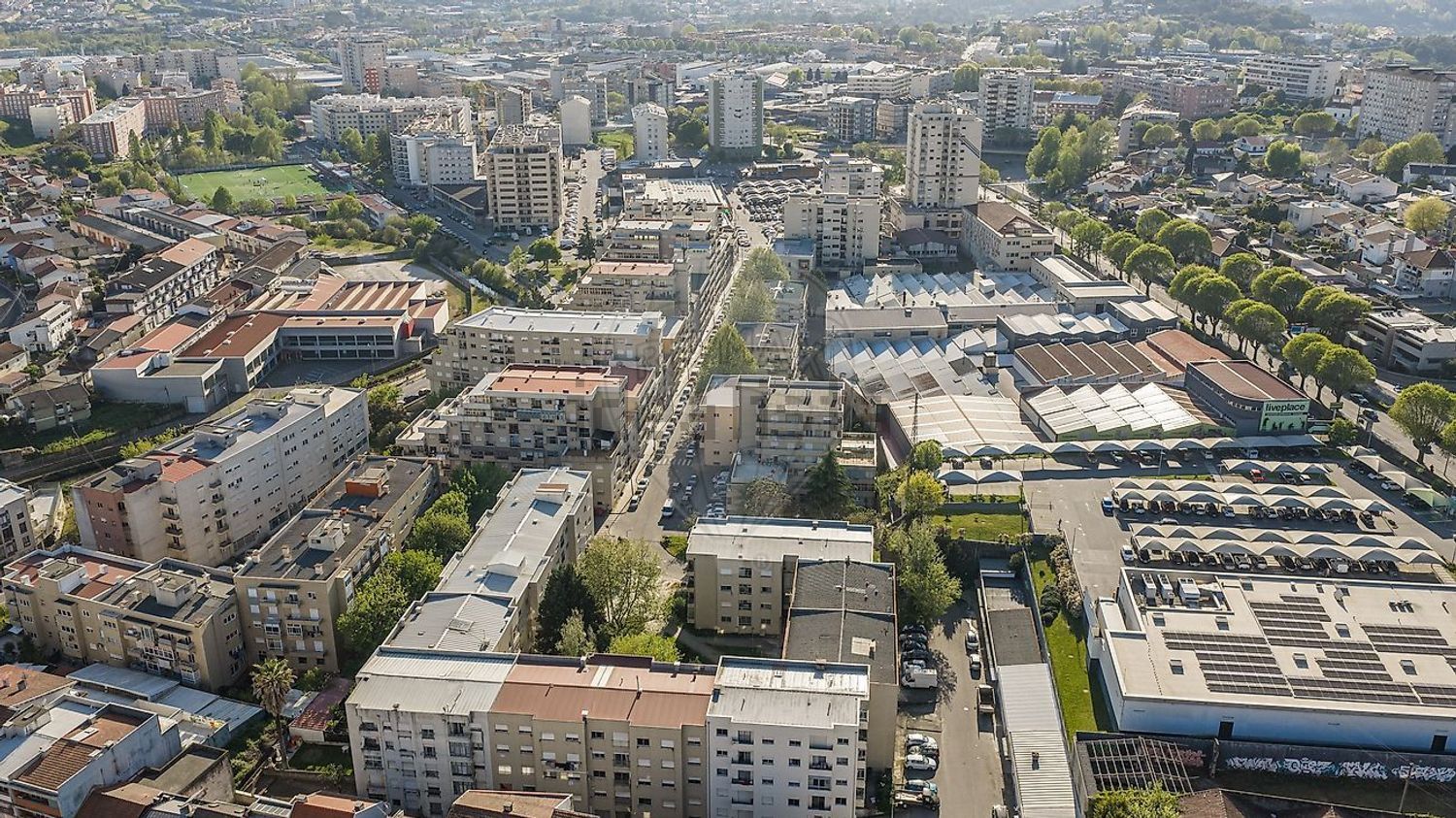 公寓 t1出售在Rua Doutor José Vilaça - 照片