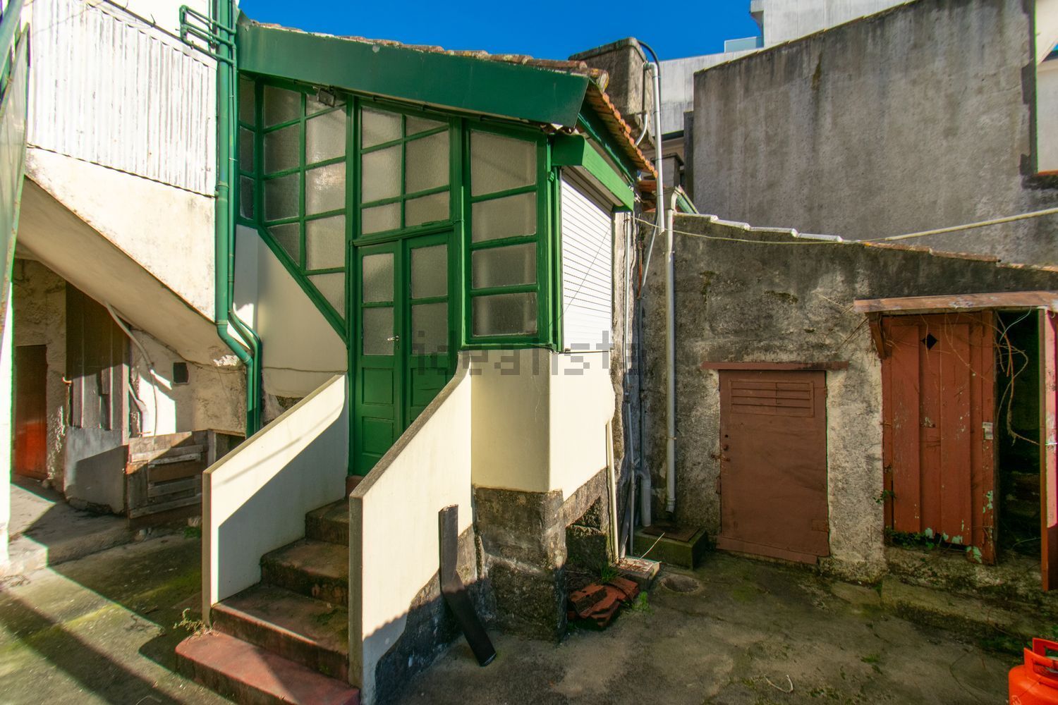 双拼别墅出售在Rua Monte da Bela, 47 - 详情