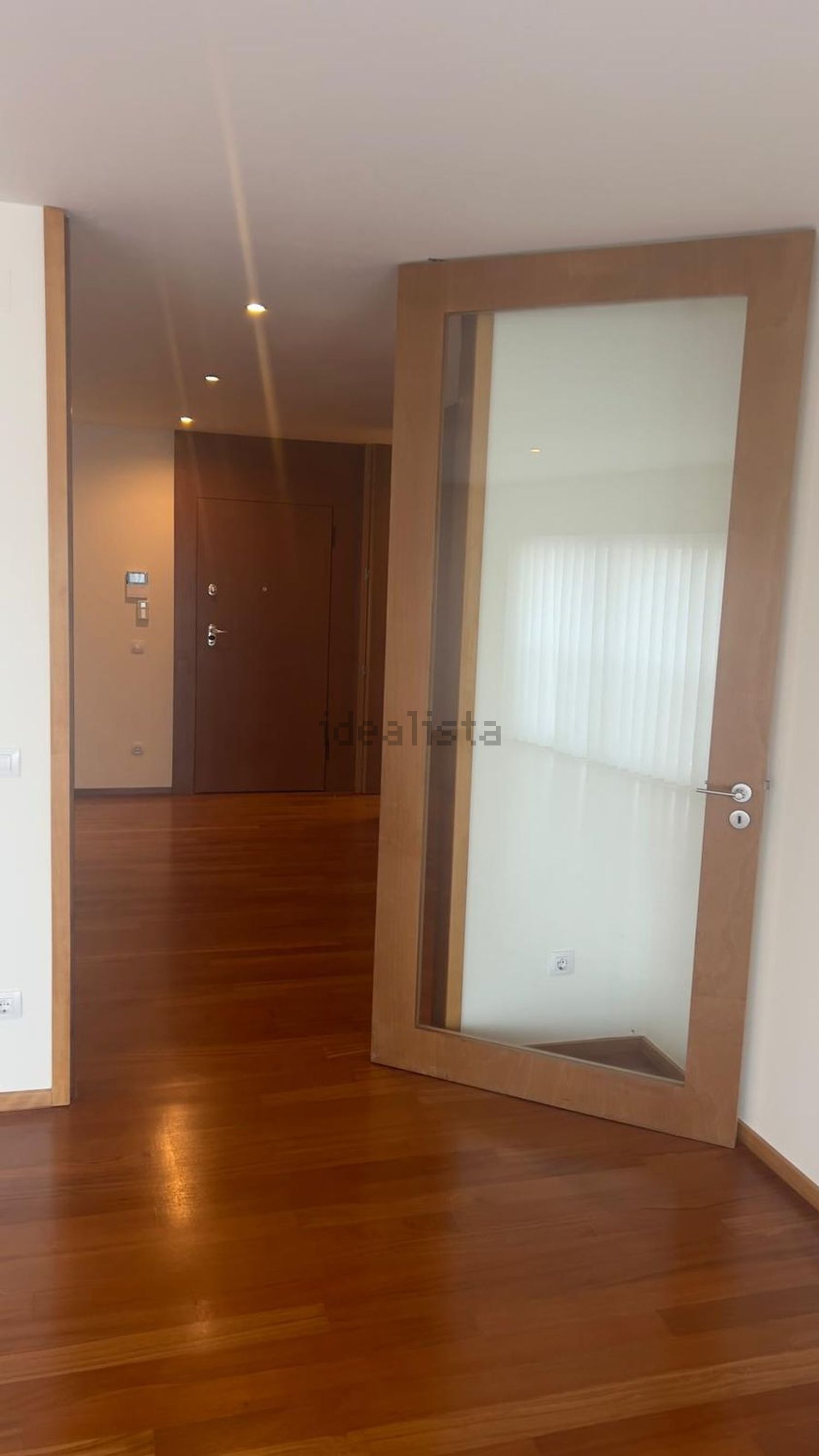 公寓 t3出售在Avenida Alcaides de Faria s/n - 过道