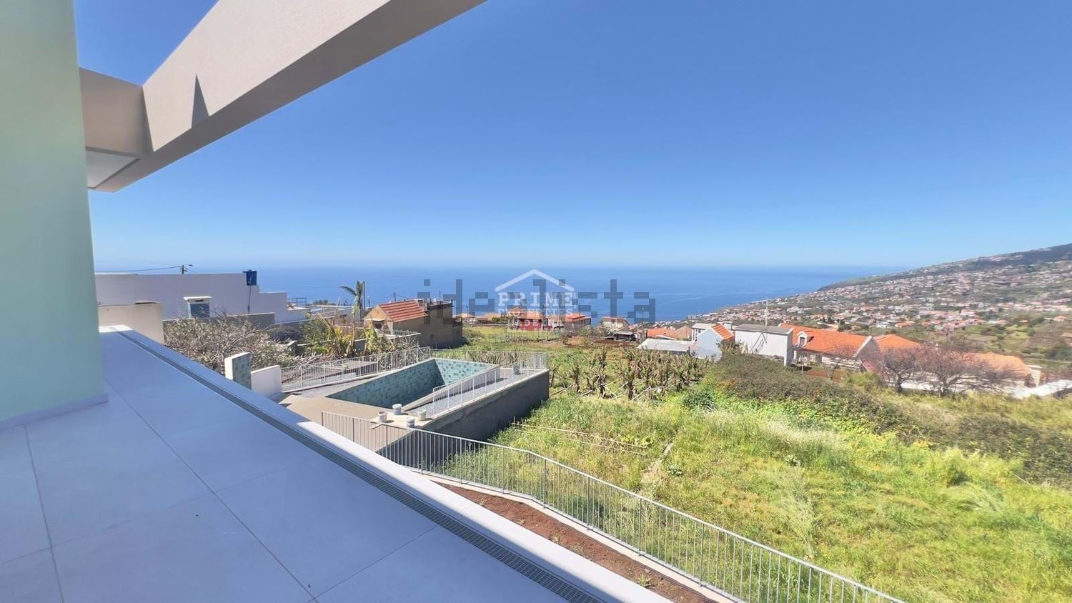小楼房或别墅出售在Arco da Calheta - 阳台