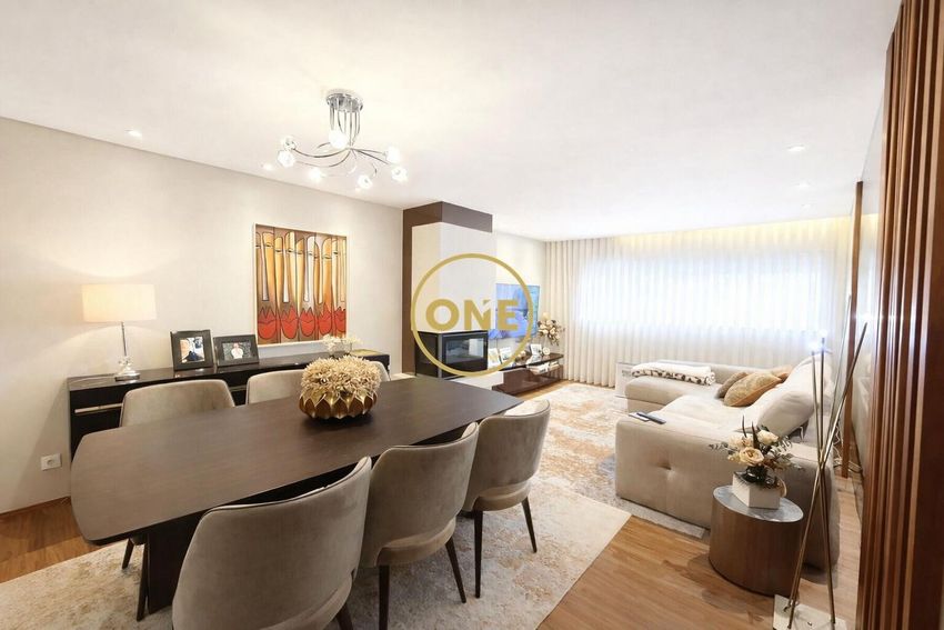 双拼别墅出售在Travessa da Pedrosa s/n