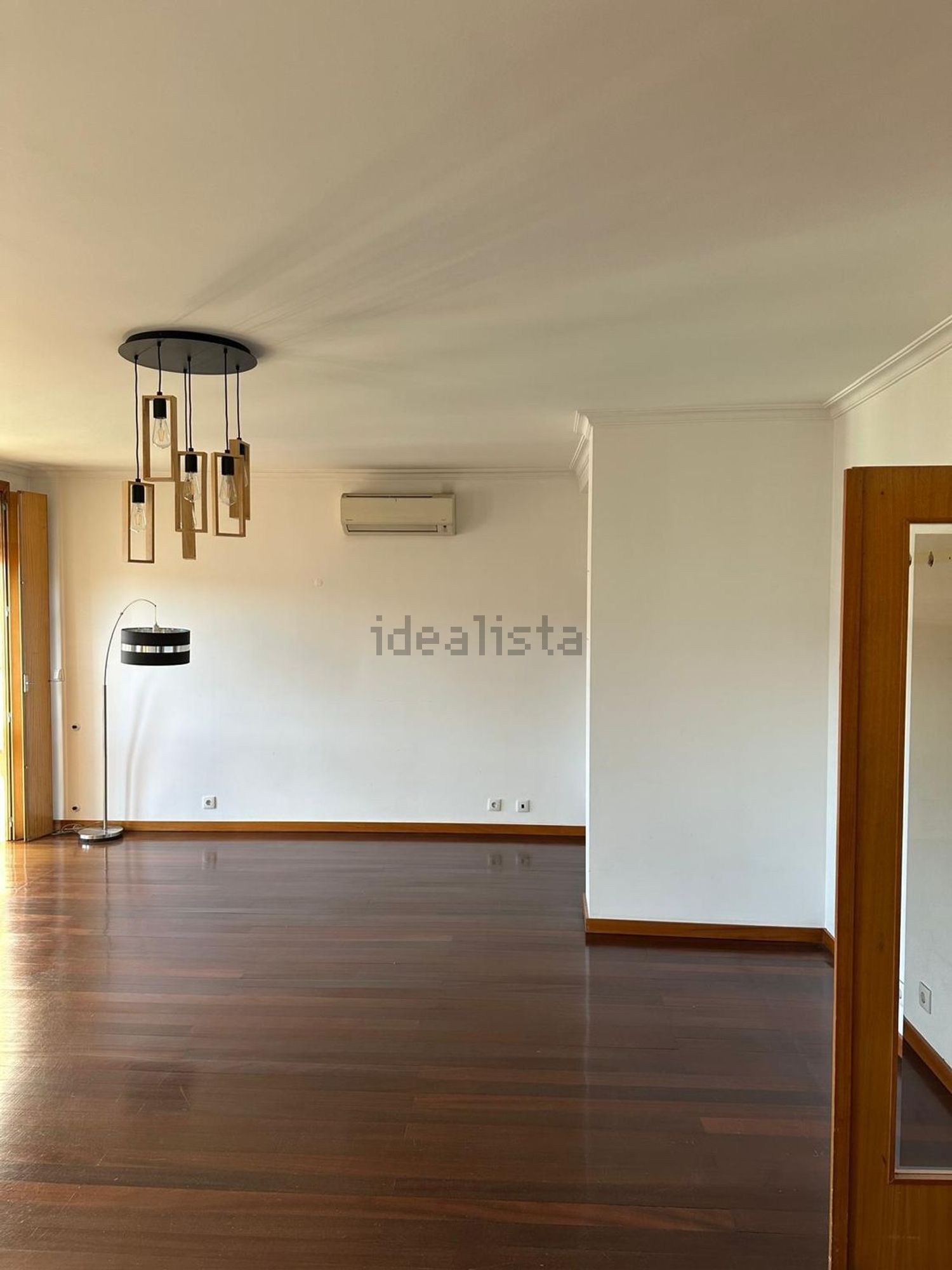 出租复式公寓在Rua Doutor Pereira Caldas, 205 - 居住