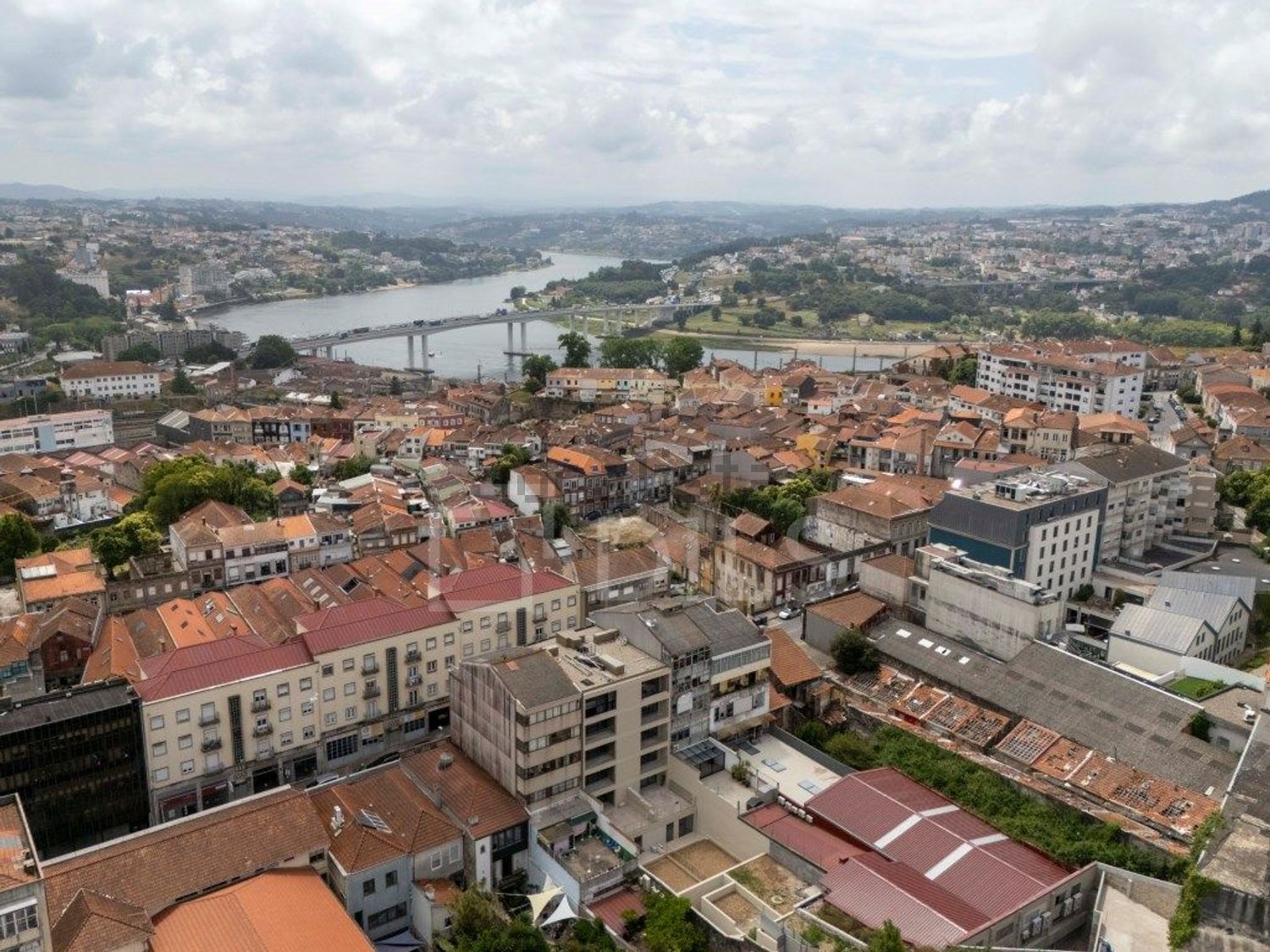 公寓 t2出售在Rua do Padre António Vieira, 149 - 视线