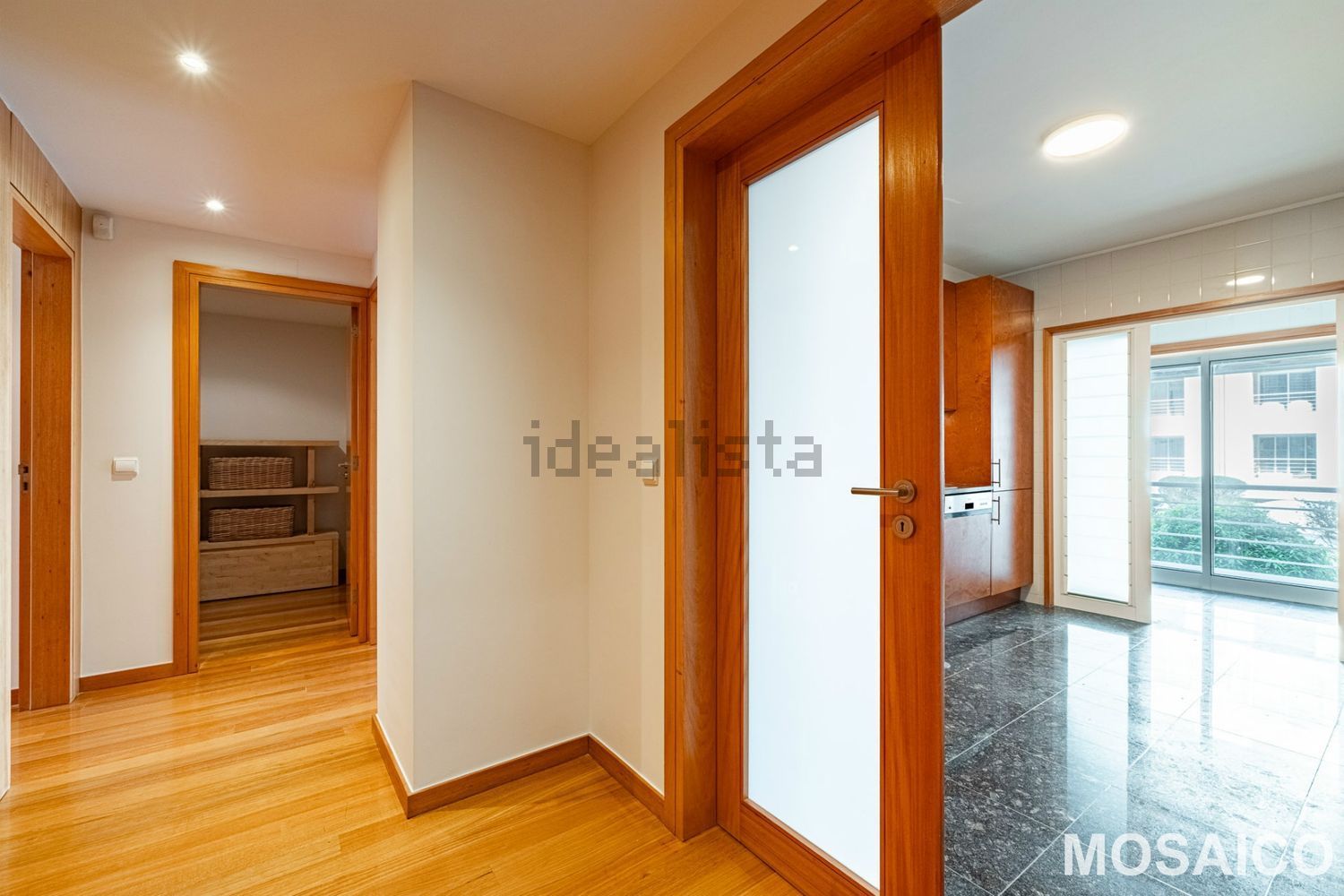 出租公寓 t1在Rua Heróis da Pátria, 3127 - 前厅