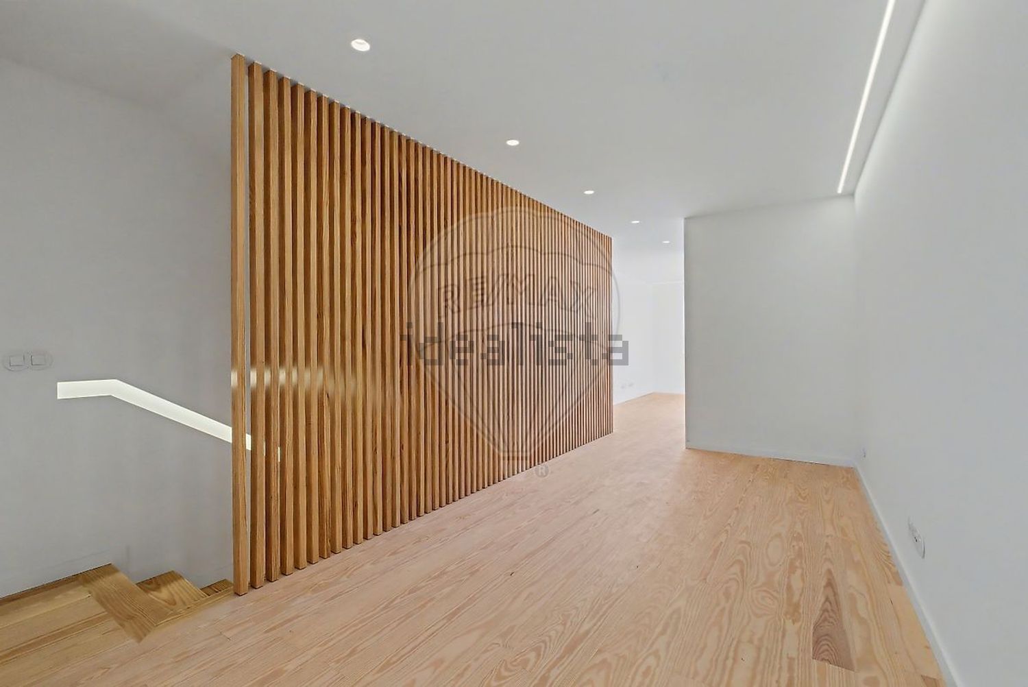 小楼房或独栋别墅出售在Avenida Dom Afonso Henriques - 居住
